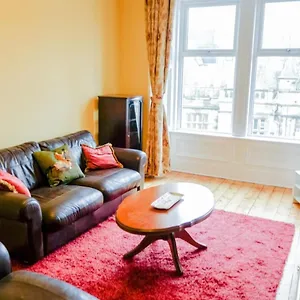 Newly Furnished 2 Bedroom On Leith Walk Edinburgh