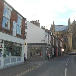 Potts Of Flemingate Beverley