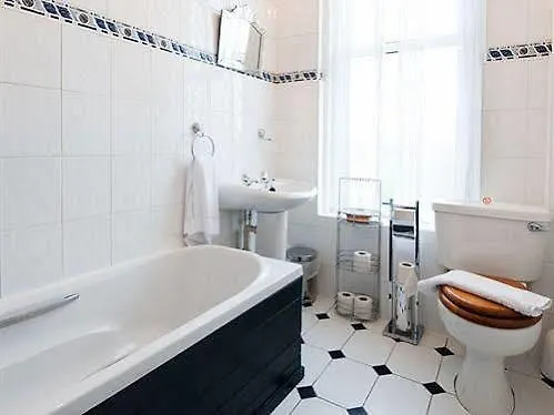 مبيت وإفطار إدنبرة Ardleigh House
